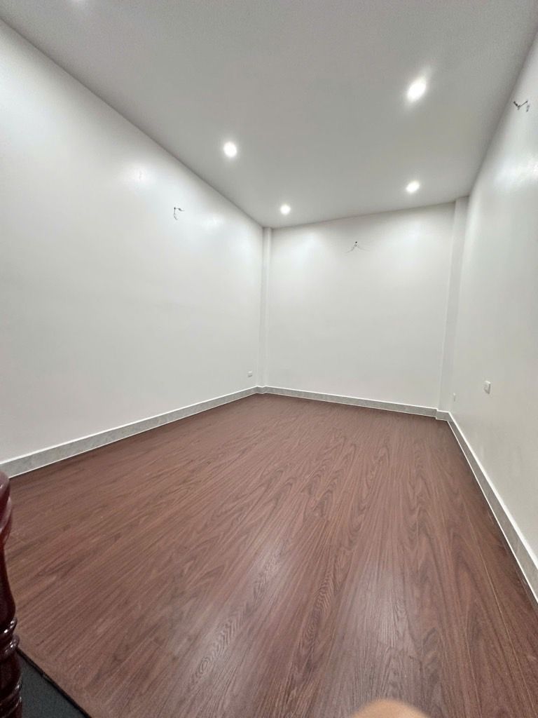 THỤY PHƯƠNG -NHÀ MỚI SẴN VỀ Ở LUÔN - Ô TÔ ĐỖ CỬA- VIEW  SÔNG HỒNG.